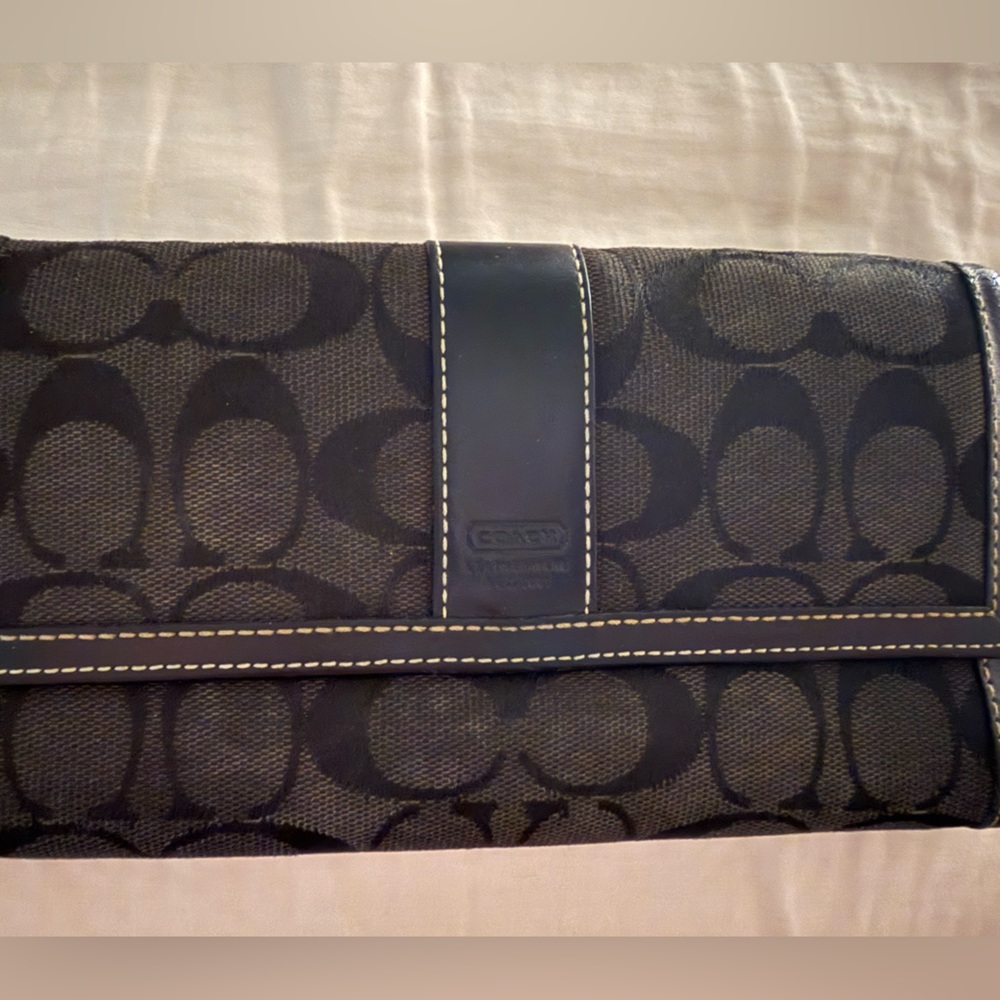 Coach Women’s Signature Canvas Wallet in Black and Dark Brown